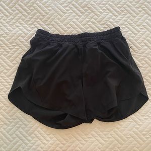 Lululemon track that mid rise short 5”